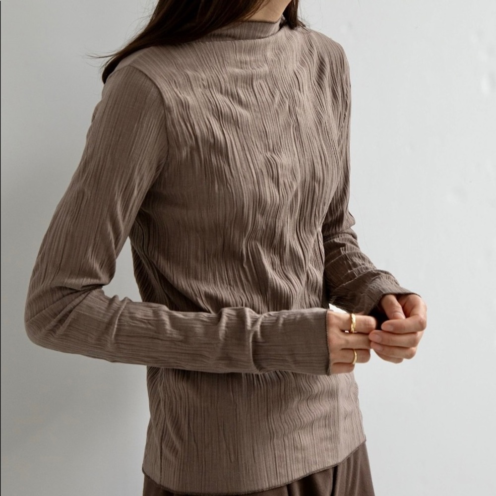 [Pristine] Oak+Fort Pleated Soft Stretchy Top